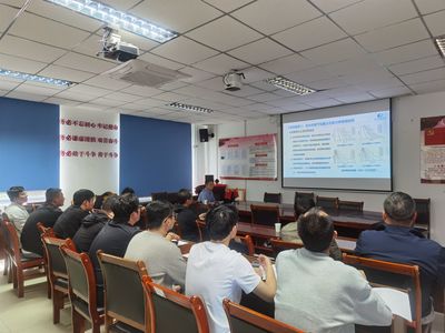 水土學(xué)院邀請(qǐng)長(zhǎng)江科學(xué)院水利部巖土力學(xué)與工程重點(diǎn)實(shí)驗(yàn)室土工所副總工程師、碩士生導(dǎo)師江洎洧來(lái)院開(kāi)展學(xué)術(shù)報(bào)告