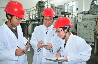 楊斌教授帶領(lǐng)的冶金工程教師團隊入選全國高校黃大年式教師團隊